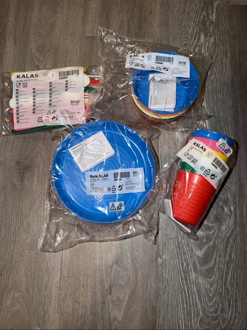IKEA KALAS 36-Piece Colorful Dinnerware Set